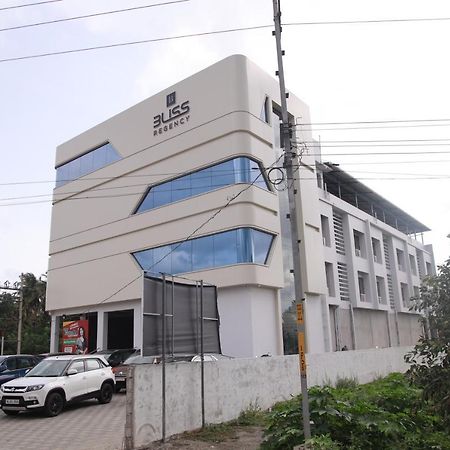 Bliss Regency Business Hotel Palakkad Extérieur photo